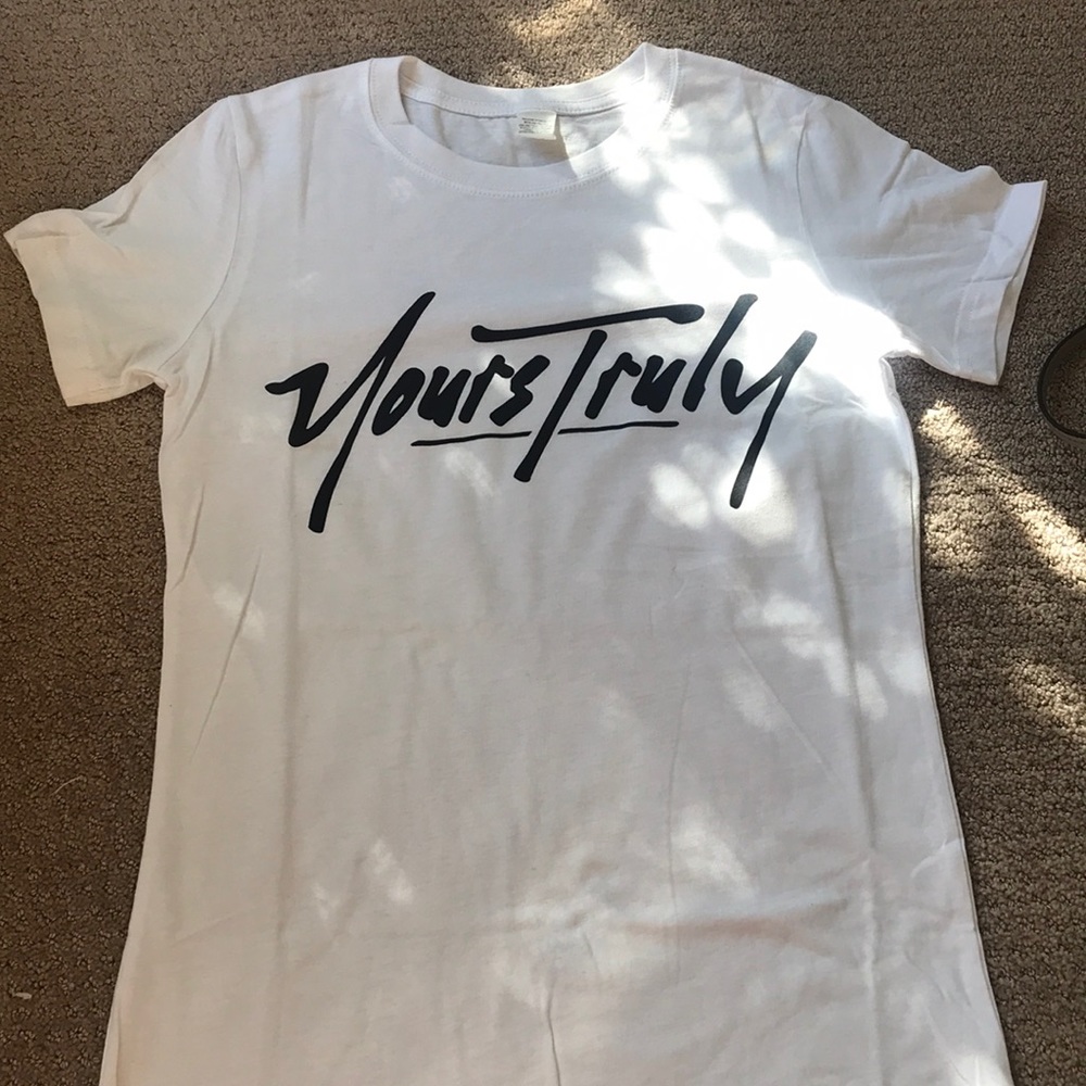 YOURSTRULY clothing